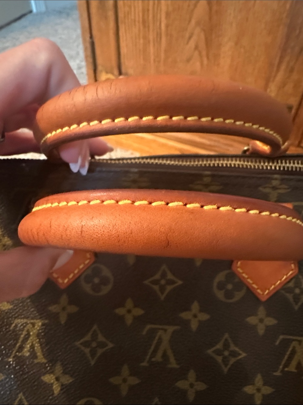 Louis Vuitton Monogram Canvas Speedy 40 - Picture 4 of 16